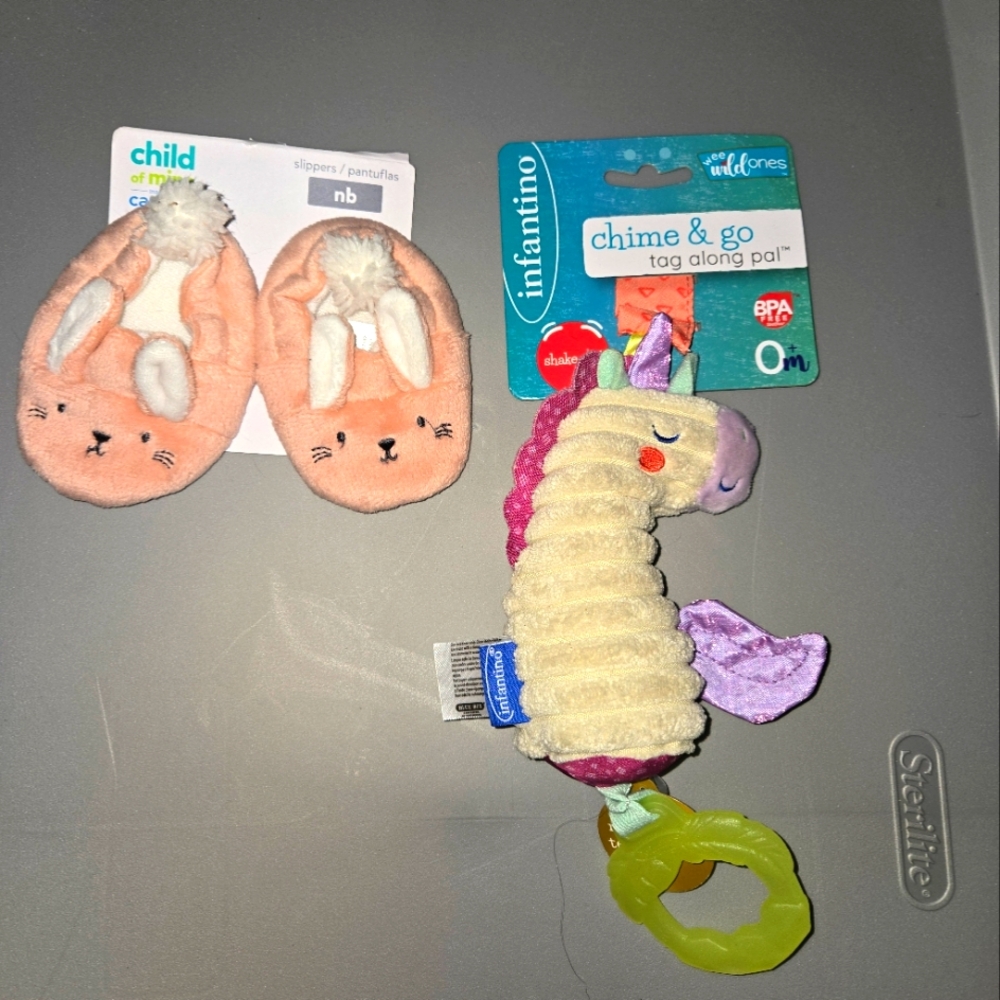 Baby Bundle 2pcs Bunny Slippers & Unicorn Toy NEW